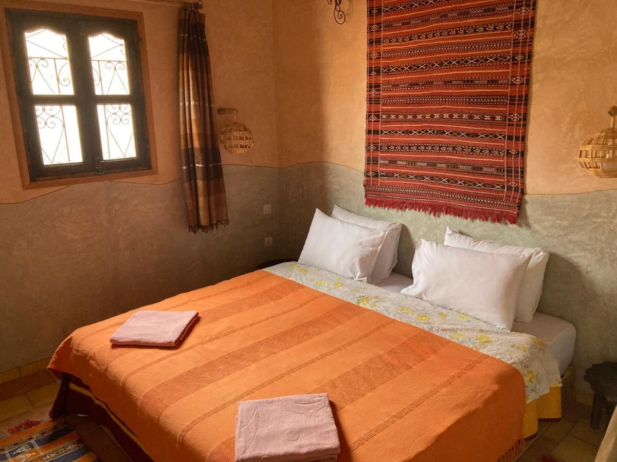 Bed and Breakfast Les 4 Saisons Du Dades Aït Idaïr Exterior foto
