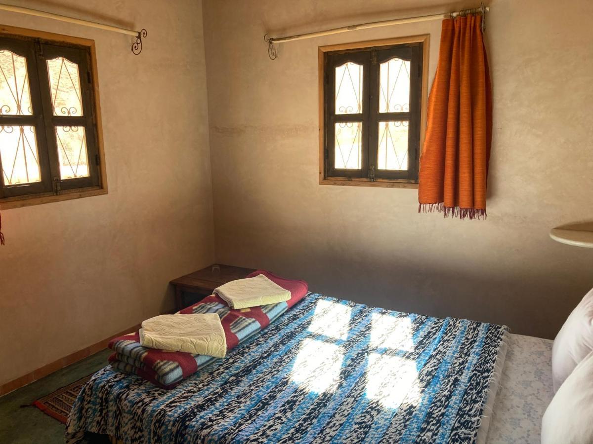 Bed and Breakfast Les 4 Saisons Du Dades Aït Idaïr Exterior foto