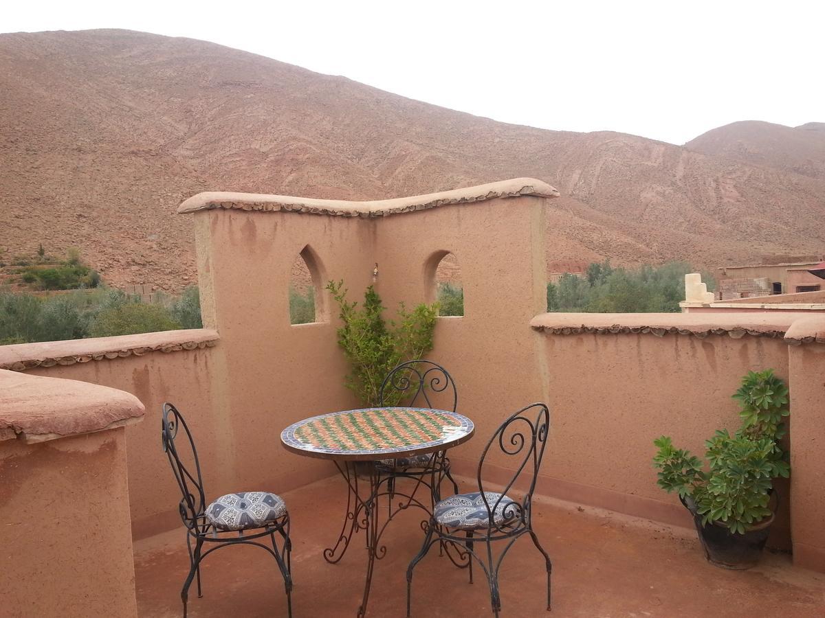 Bed and Breakfast Les 4 Saisons Du Dades Aït Idaïr Exterior foto